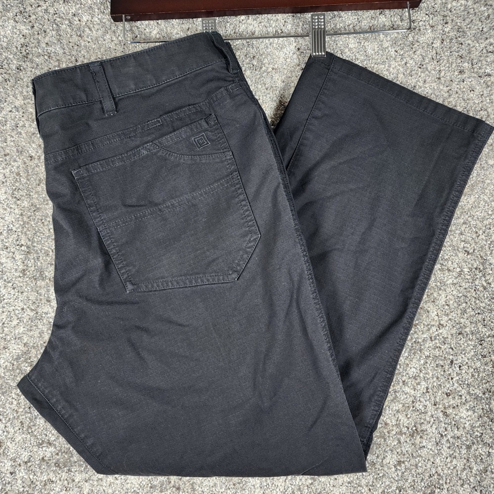 5.11 Tactical Pants Mens 40/30 Ripstop Multi-Pocket Utility Excellent